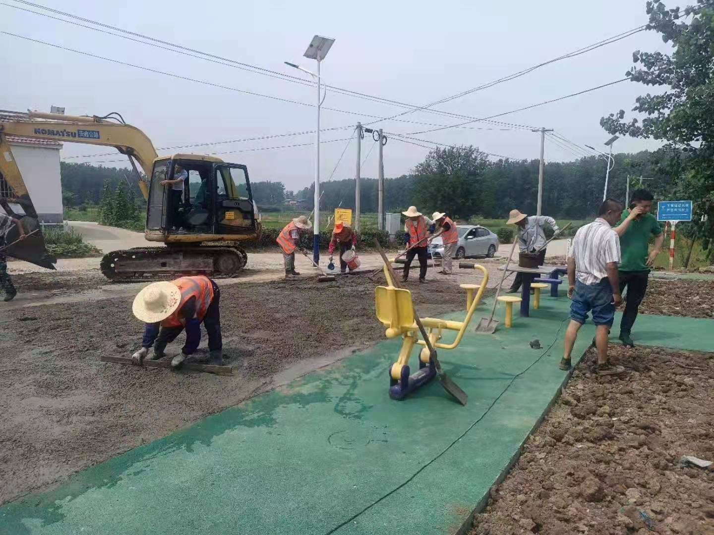朱巷鎮耿崗村疏通下水道