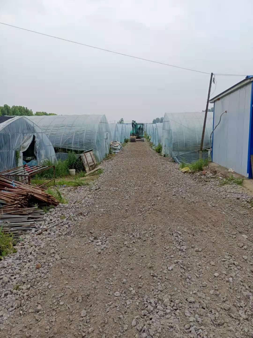 柘塘社區李仁全大棚區修建砂石路