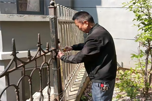 長豐(雙鳳)經開區:黨建引領網格治理,用心謀劃為民服務1.jpg