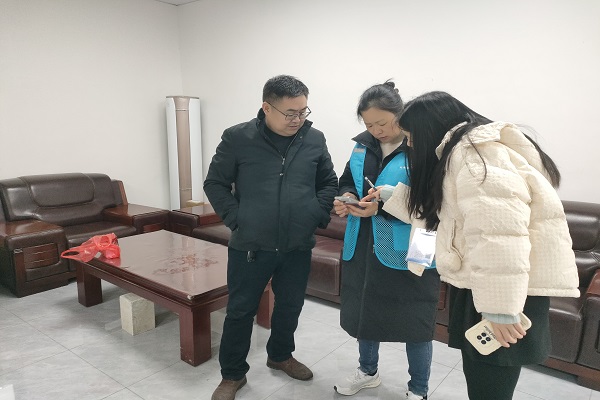 莊墓鎮:聚焦“三點發力”助推非公黨建提質增效.jpg